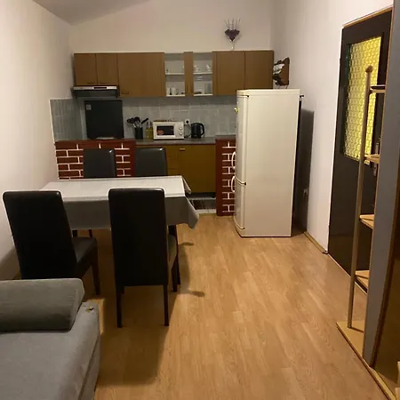 Apartman Papita *